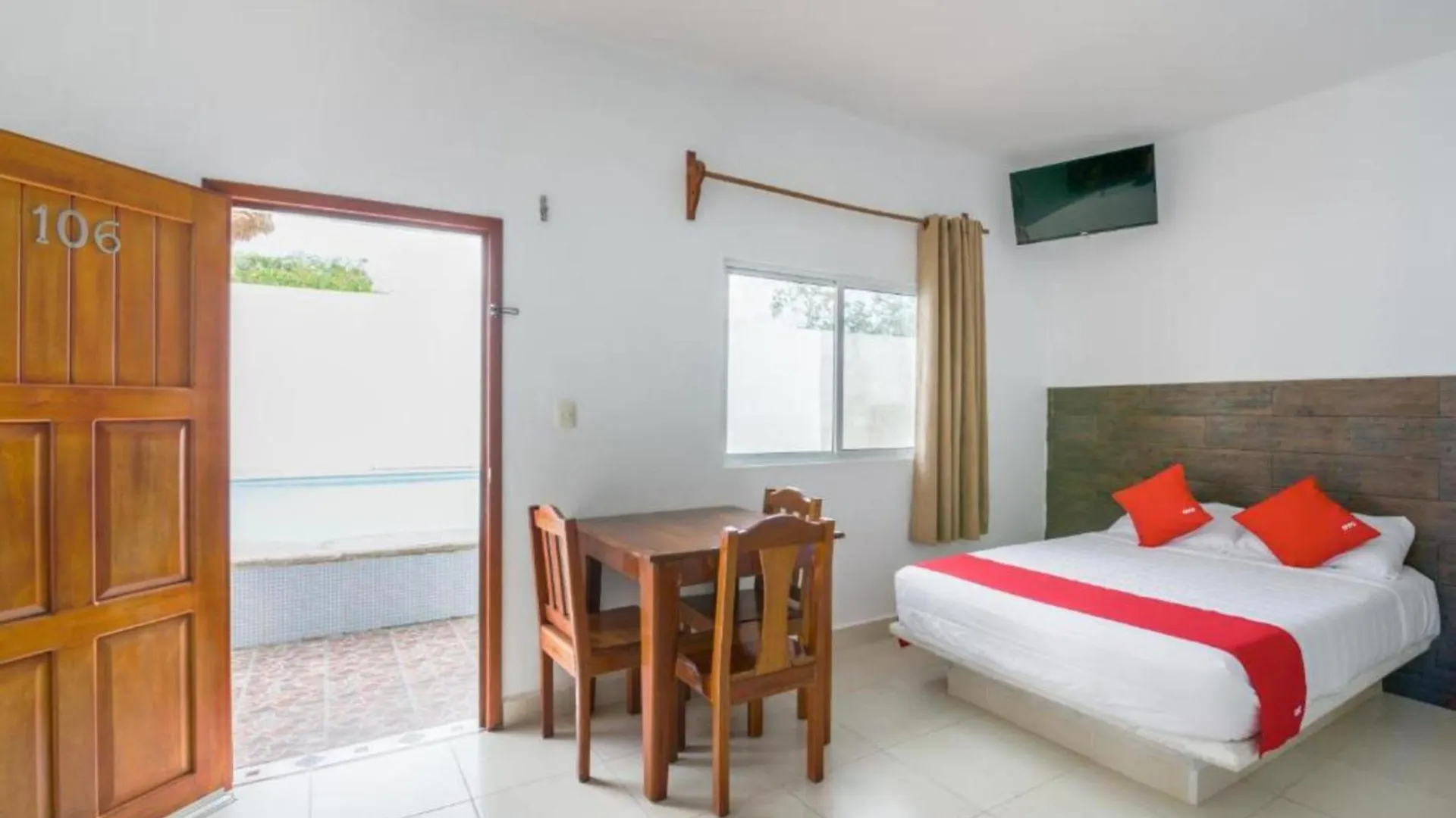 ****  Oyo Hotel Palma Real Tulum México